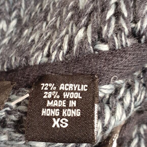 MODA International Gray & Light Blue Button Front Sweater. XS - Picture 8 of 8